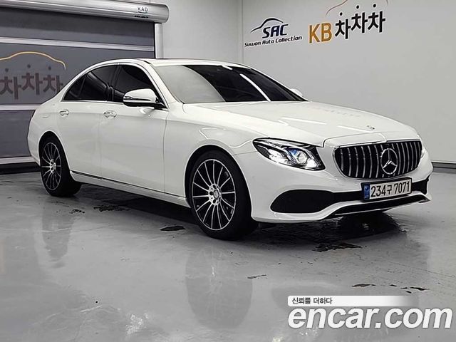 Mercedes-Benz E-Class E220d Avantgarde