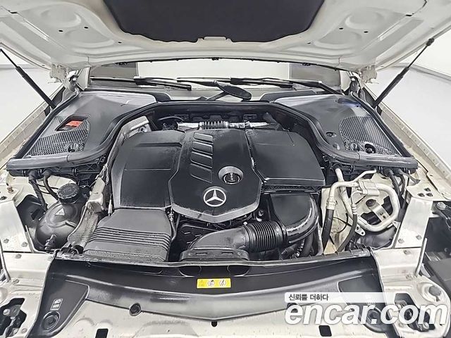 Mercedes-Benz E-Class E220d Avantgarde