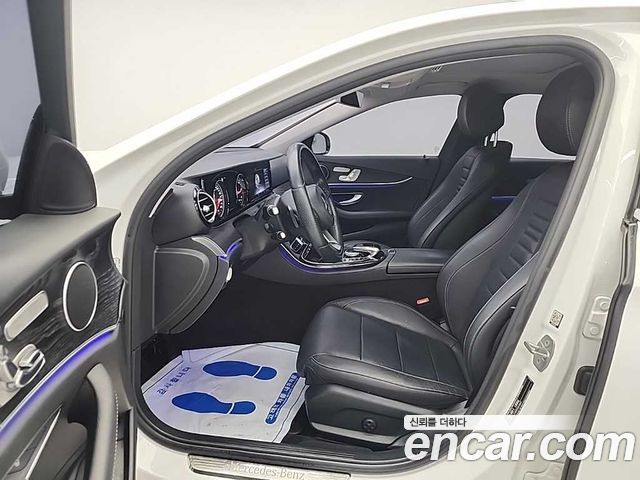 Mercedes-Benz E-Class E220d Avantgarde