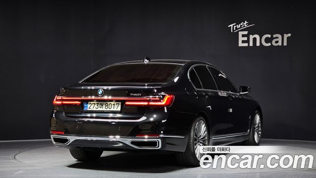 BMW 7-Series 740i Design Pure Excellence