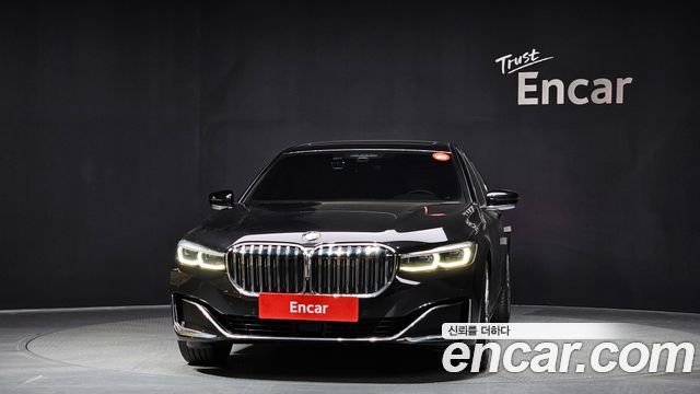 BMW 7-Series 740i Design Pure Excellence