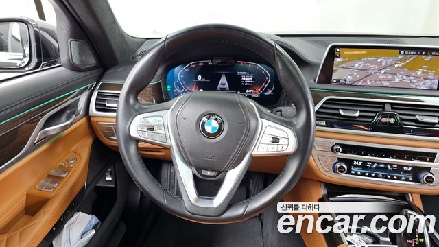 BMW 7-Series 740i Design Pure Excellence