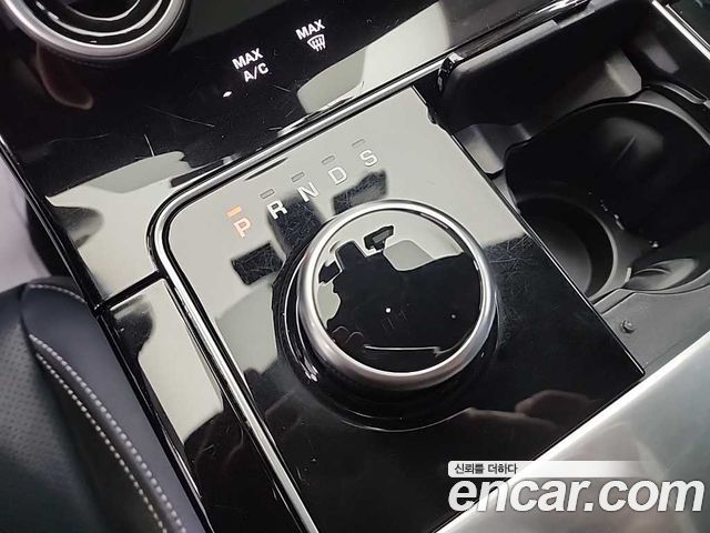 Land Rover Range Rover Velar 3.0 D300 R-Dynamic SE