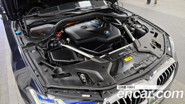 BMW 5-Series 530e M Sport