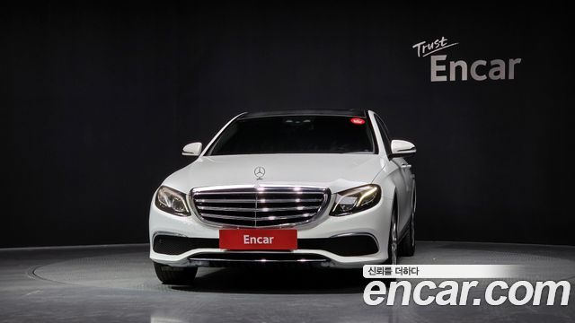 Mercedes-Benz E-Class E220d Exclusive