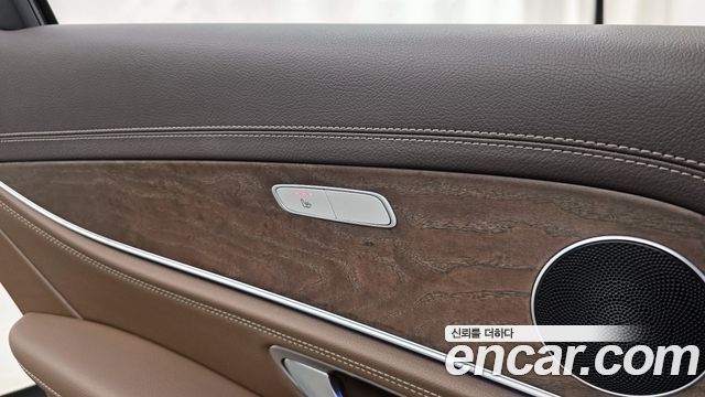 Mercedes-Benz E-Class E220d Exclusive