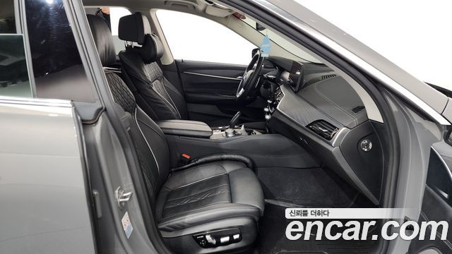 BMW Gran Turismo 630i xDrive Luxury