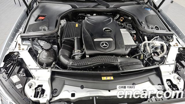 Mercedes-Benz E-Class E250 Avantgarde