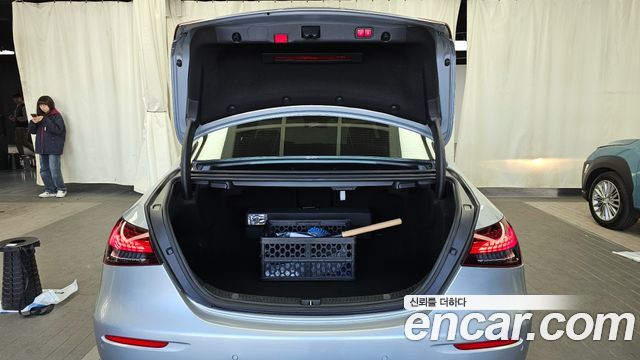 Mercedes-Benz E-Class E250 Avantgarde
