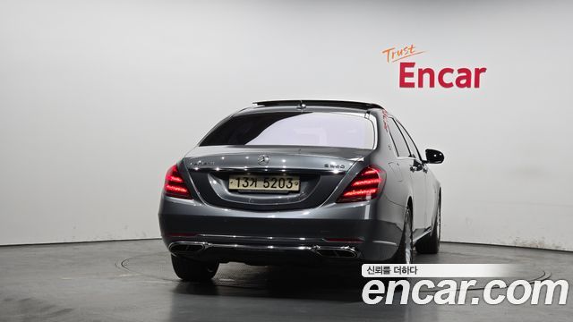 Mercedes-Benz S-Class Maybach S560 4MATIC