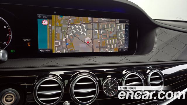 Mercedes-Benz S-Class Maybach S560 4MATIC