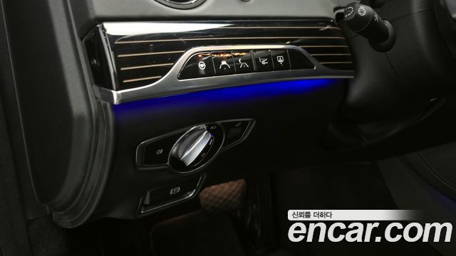 Mercedes-Benz S-Class Maybach S560 4MATIC