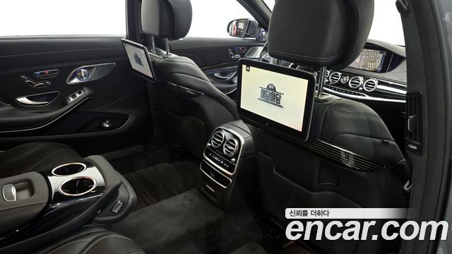 Mercedes-Benz S-Class Maybach S560 4MATIC