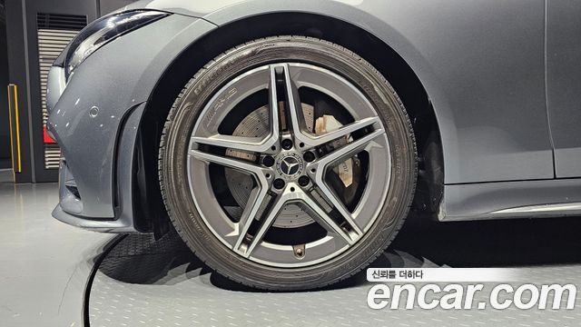 Mercedes-Benz CLS-Class CLS300d AMG Line