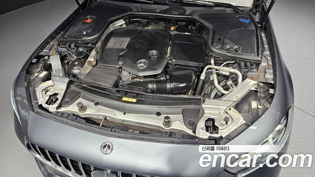 Mercedes-Benz CLS-Class CLS300d AMG Line