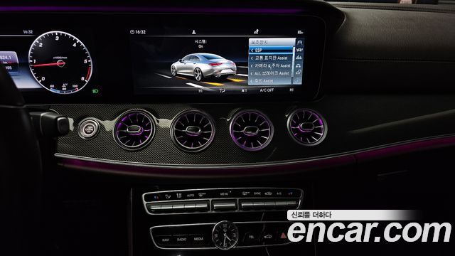 Mercedes-Benz CLS-Class CLS300d AMG Line