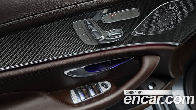 Mercedes-Benz CLS-Class CLS300d AMG Line