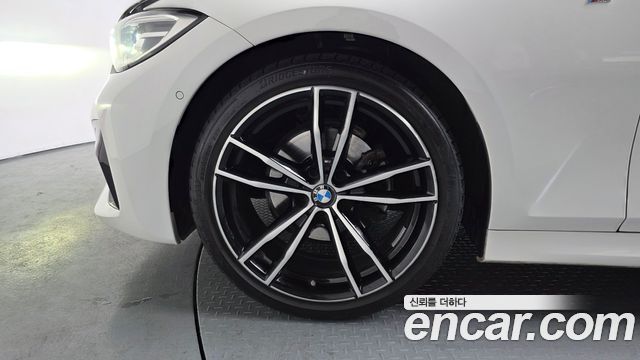 BMW 3-Series 320d Touring M Sport