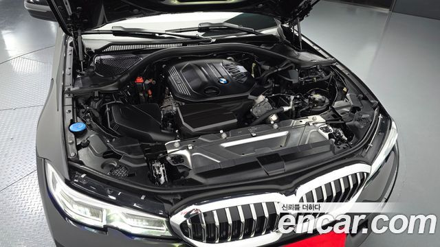 BMW 3-Series 320d Touring Luxury