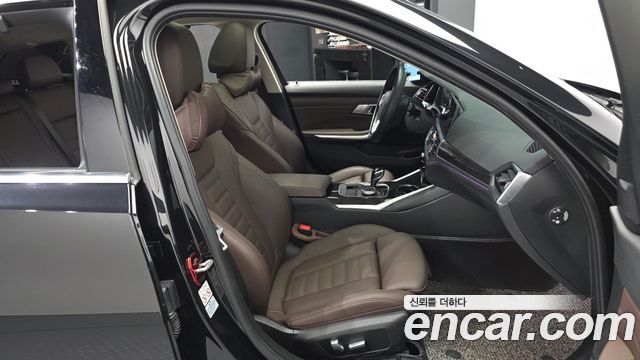 BMW 3-Series 320d Touring Luxury