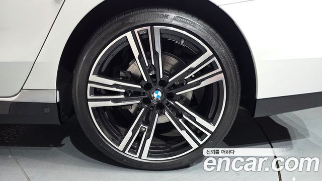 BMW 7-Series 740d xDrive M Sport