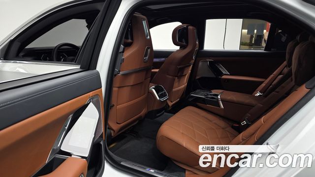 BMW 7-Series 740d xDrive M Sport