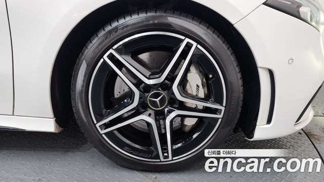 Mercedes-Benz A-Class AMG A35 4MATIC Sedan