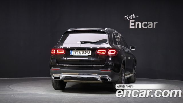 Mercedes-Benz GLC-Class GLC300e 4MATIC