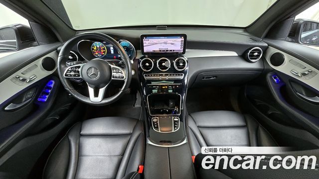 Mercedes-Benz GLC-Class GLC300e 4MATIC
