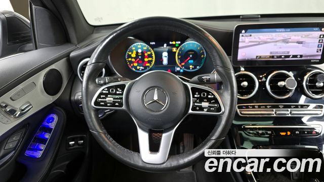 Mercedes-Benz GLC-Class GLC300e 4MATIC