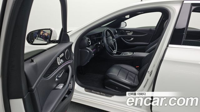 Mercedes-Benz E-Class E250 AMG Line