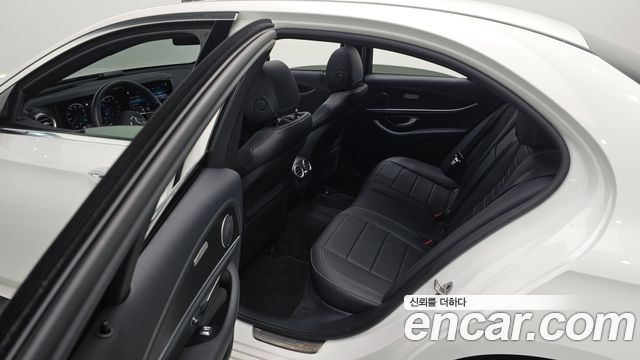Mercedes-Benz E-Class E250 AMG Line
