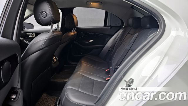 Mercedes-Benz C-Class C200