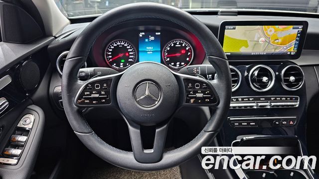 Mercedes-Benz C-Class C200