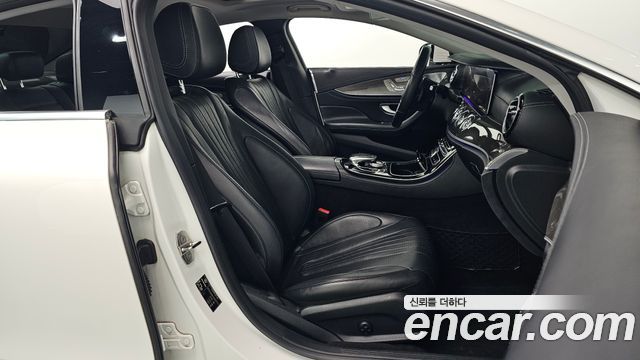 Mercedes-Benz CLS-Class CLS400d 4MATIC AMG Line