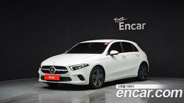 Mercedes-Benz A-Class A220 Hatchback