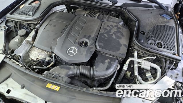 Mercedes-Benz E-Class E220d Coupe