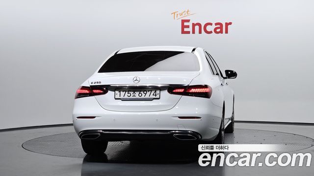 Mercedes-Benz E-Class E250 Avantgarde
