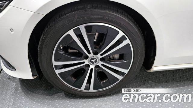 Mercedes-Benz E-Class E250 Avantgarde