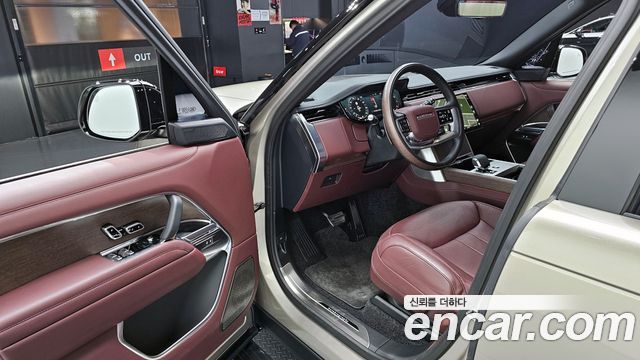 Land Rover Range Rover P530 Autobiography Long Wheel Base