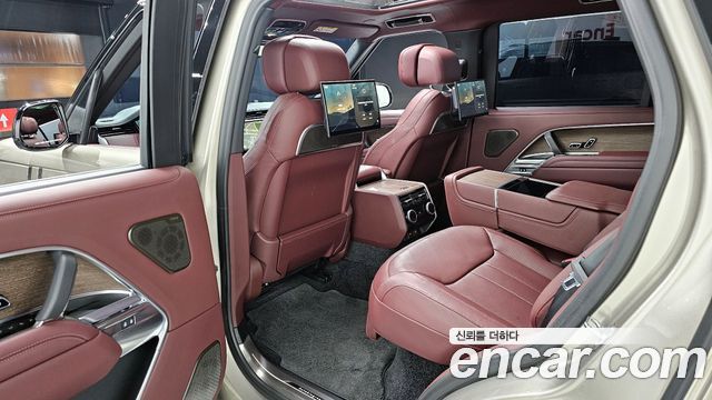 Land Rover Range Rover P530 Autobiography Long Wheel Base