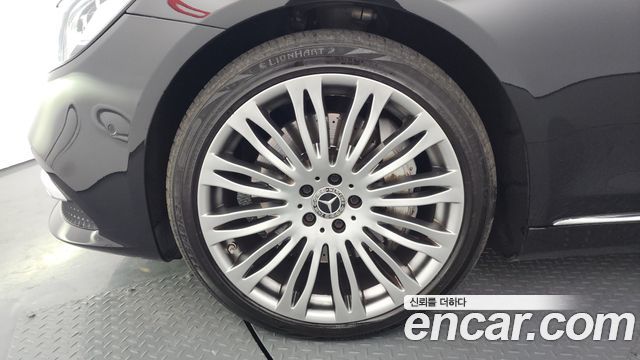 Mercedes-Benz S-Class S560L 4MATIC