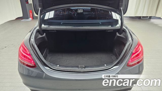 Mercedes-Benz C-Class C220 d Avantgarde