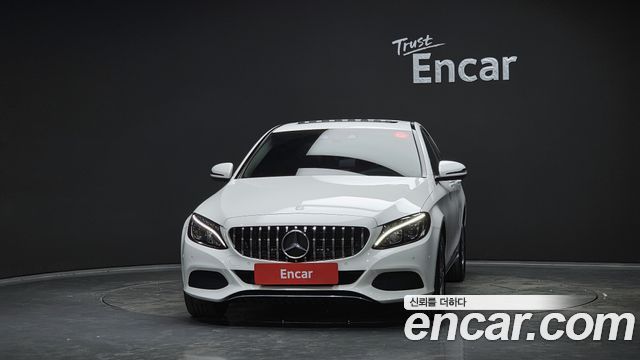Mercedes-Benz C-Class C200 Avantgarde