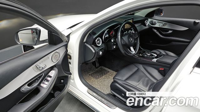 Mercedes-Benz C-Class C200 Avantgarde