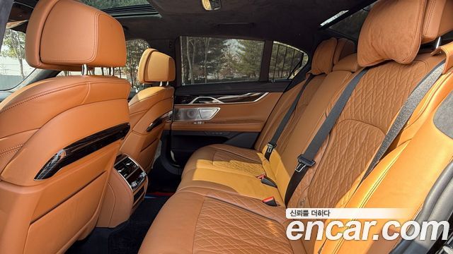 BMW 7-Series 730d xDrive M Sport
