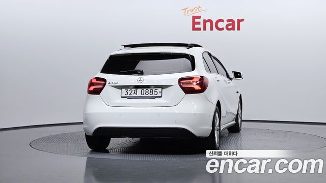 Mercedes-Benz A-Class A200