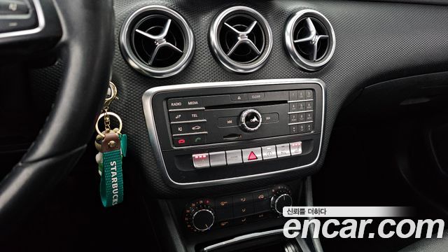 Mercedes-Benz A-Class A200