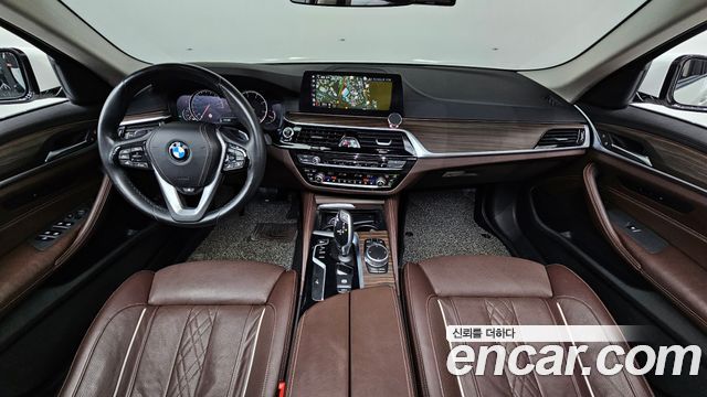 BMW 5-Series 520d Luxury Plus