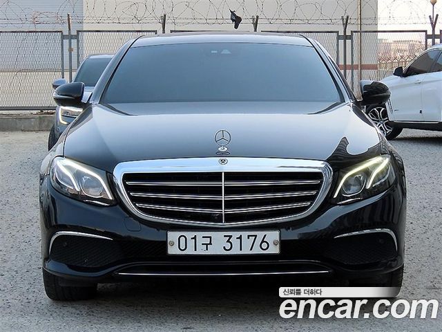 Mercedes-Benz E-Class E300 Exclusive